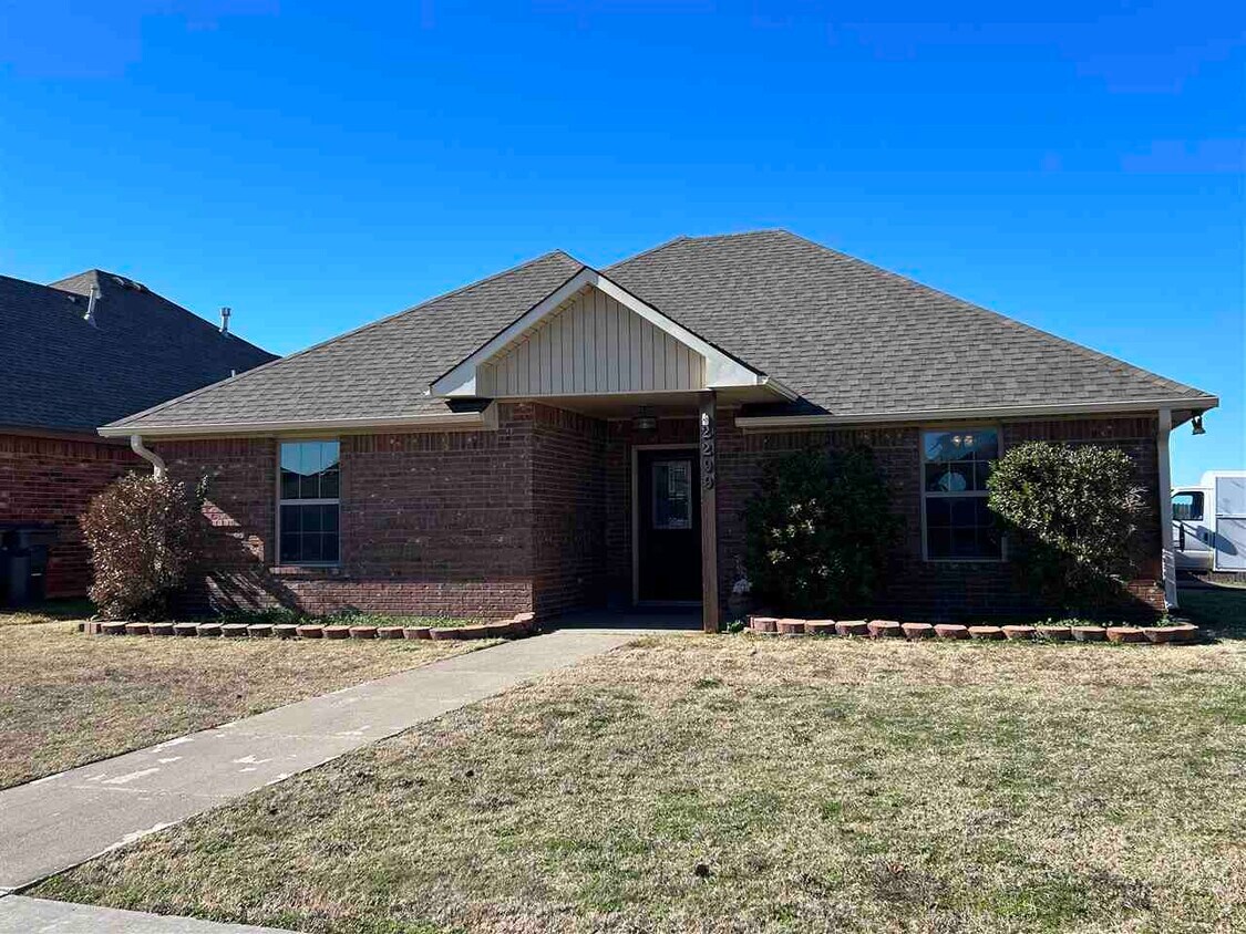 Foto principal - 2299 SW 43rd St
