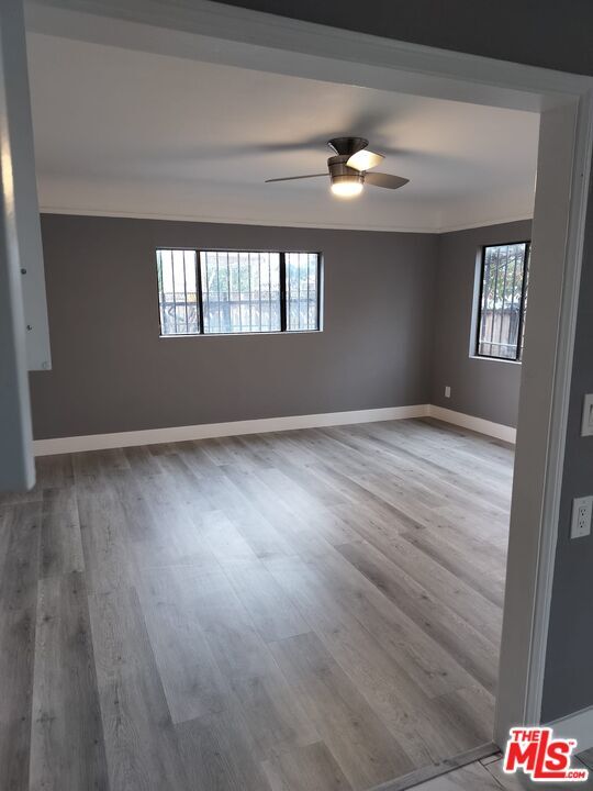 Building Photo - 1137 S Kern Ave