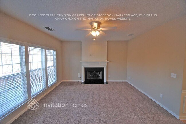 Foto del edificio - 3649 Elmendorf Cove NW