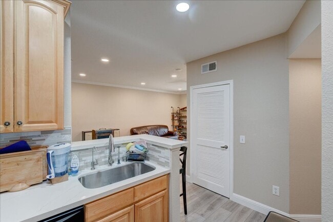 Building Photo - 3850 Elijah Ct