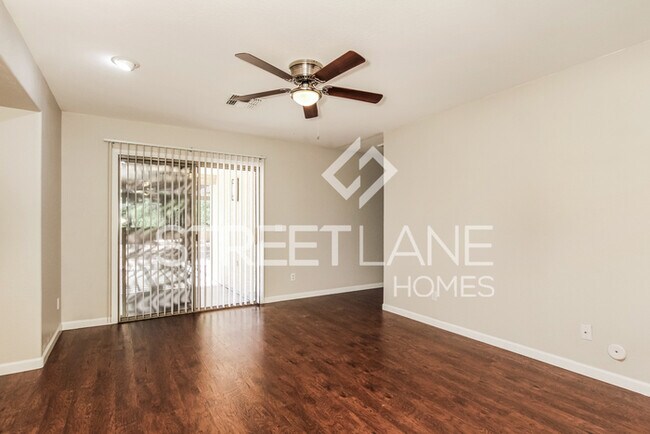 Building Photo - REDUCED!