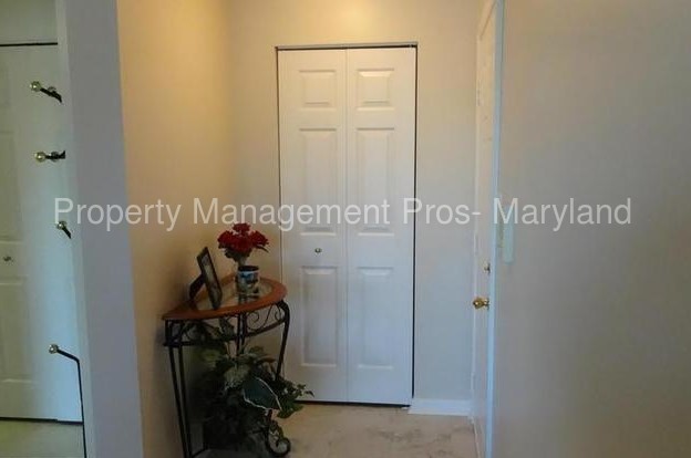 Building Photo - 705 Harvest Run Dr