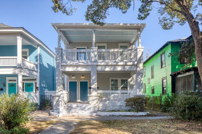 Foto del edificio - 2 Bed, 2 Bath Available Now! – $800 Gift Card Bonus at Lease Signing