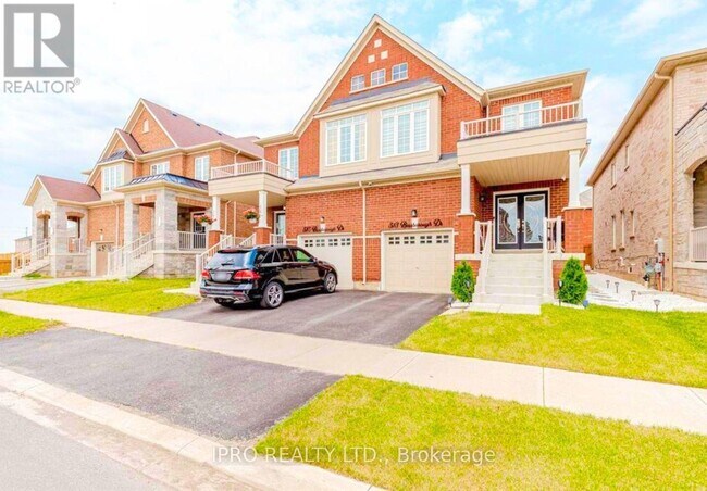 Building Photo - 513 Bessborough Dr