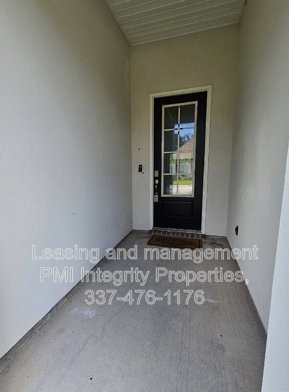 Building Photo - 21232 White Wing Dove Dr