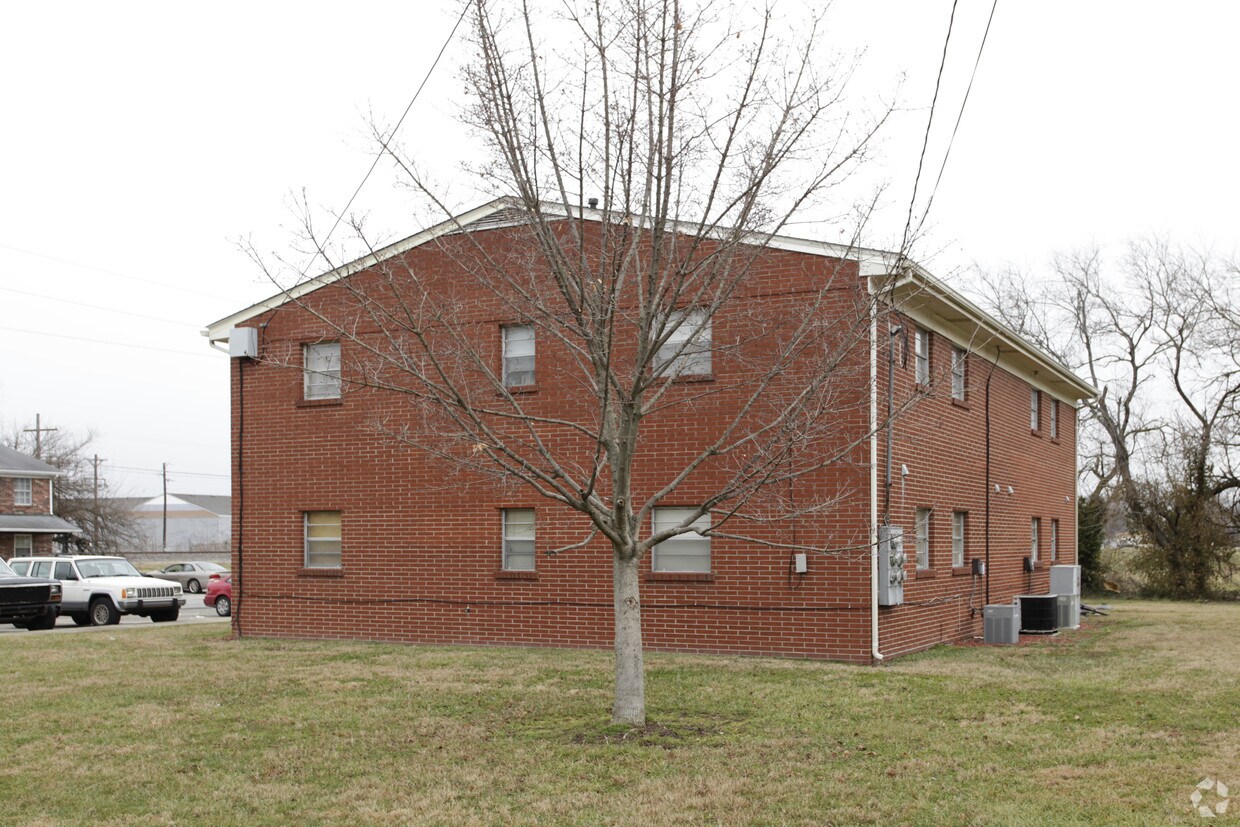 10317 Greentree Ln, Louisville, KY 40272 Apartments in Louisville, KY