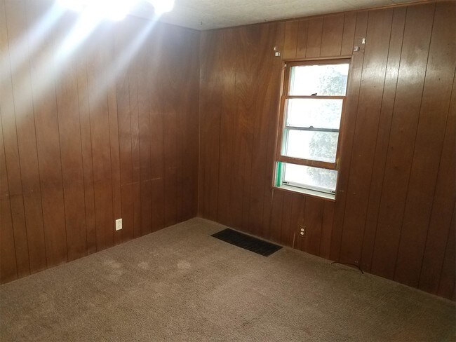 Building Photo - 606 Wyoming St