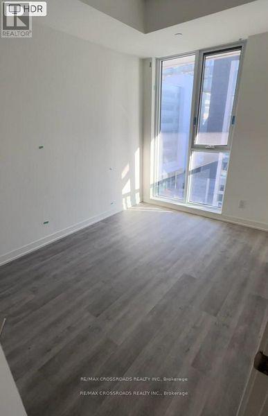 Photo du bâtiment - 8119 Birchmount Rd