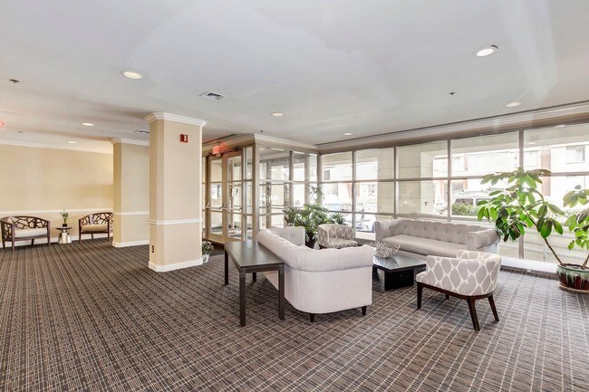 Building Lobby - 1200 Braddock Pl