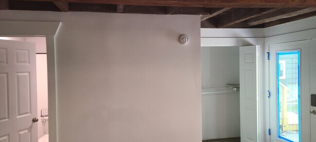 Photo - 18 Martinsville Rd House