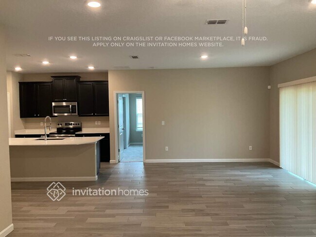 Foto del edificio - 9516 Lovage Ln