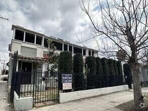 Building Photo - 1162 St Andrews Pl