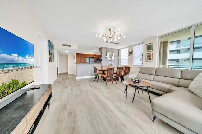 Building Photo - 2080 S Ocean Dr