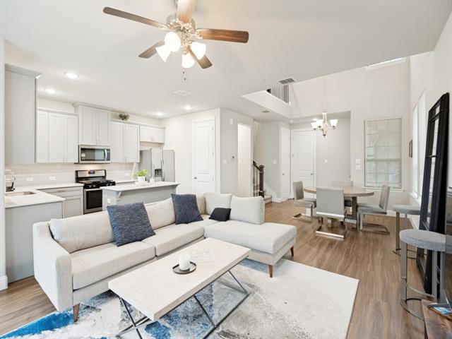 Foto del edificio - 3053 Galveston St
