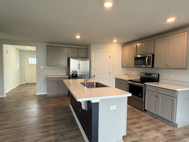Building Photo - Gorgeous Home in The Arbors of New Kent