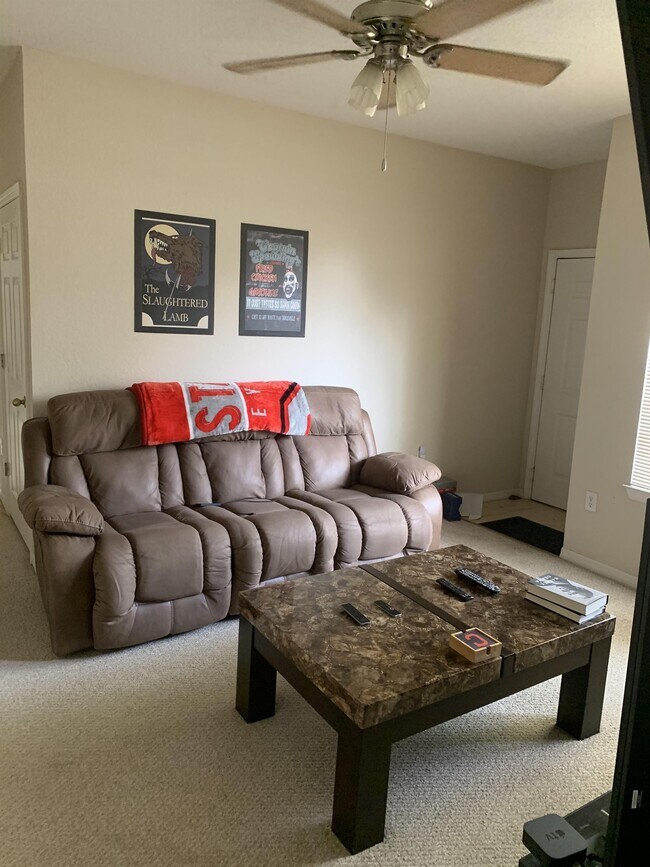 Foto del edificio - 858 Grand Regency Pointe