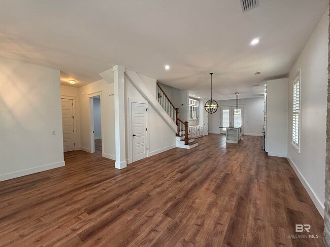 Building Photo - 10391 Emmanuel St