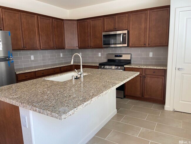Building Photo - 4699 Falcon Rock Ln