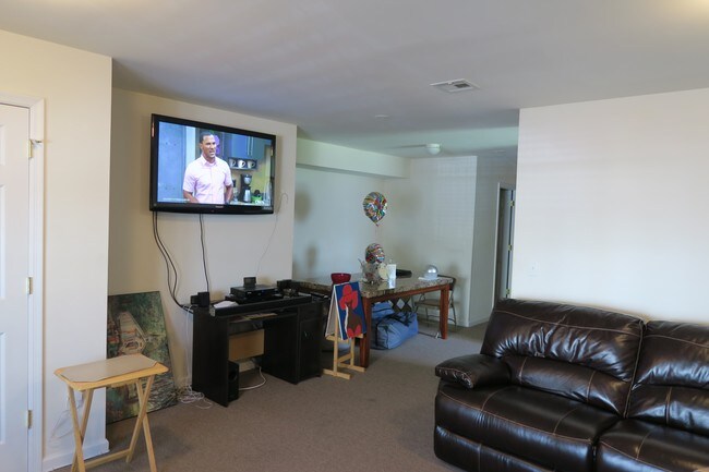 Sala de estar/Comedor - 478 S 19th St