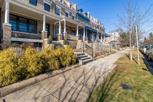 Foto del edificio - 4514 15th St NW