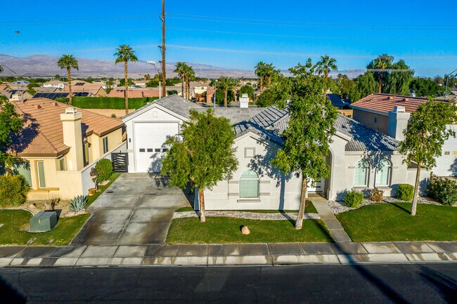 Foto del edificio - 48806 Barrymore St