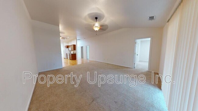 Foto del edificio - 3720 Silvario Ct