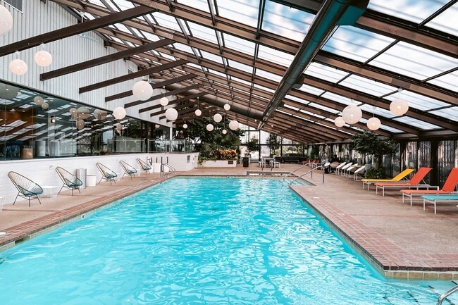 Building Photo - Regents Park