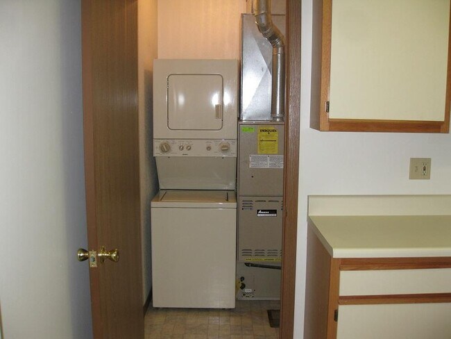 Foto del edificio - 957 Morey Dr