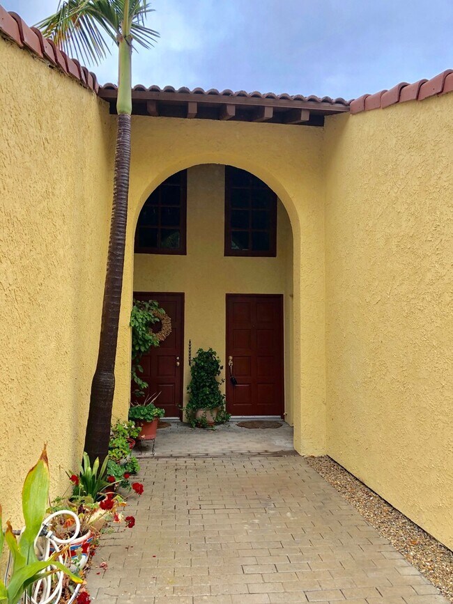 Foto del edificio - 31440 Club Vista Ln
