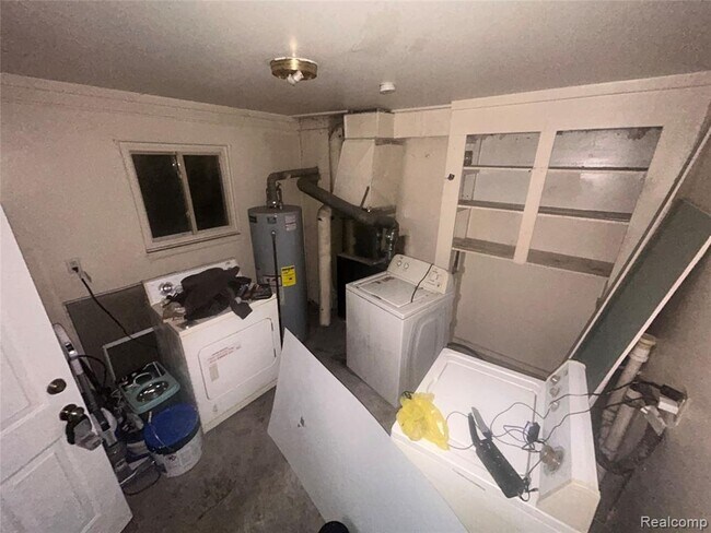 Building Photo - 32048 Cheboygan Ct