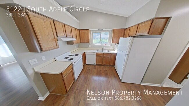 Foto del edificio - 51220 S Adele Cir