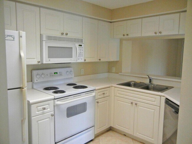 Building Photo - 2729 Anzio Ct