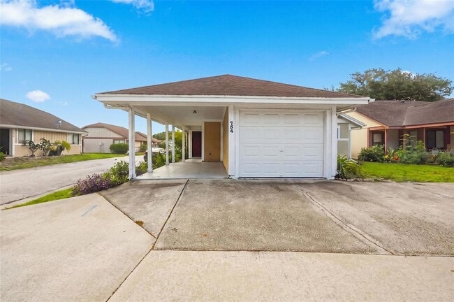 Photo - 754 Summerland Drive Unit Townhome