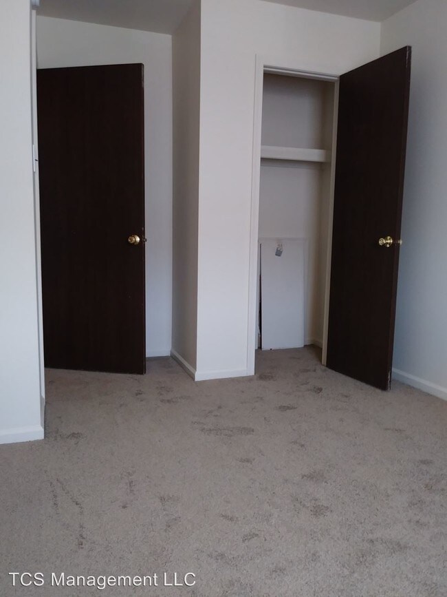 Foto del edificio - 804 Bunting Ln