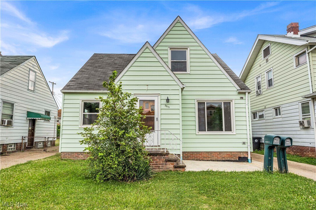 Foto principal - 3819 W 137th St
