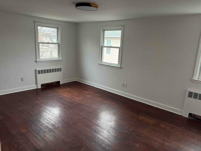 Foto del edificio - 436 Beechmont Ave