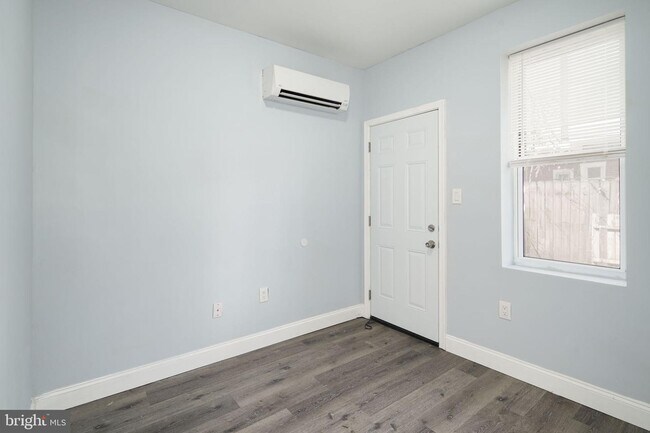 Foto del edificio - 324 S 56th St