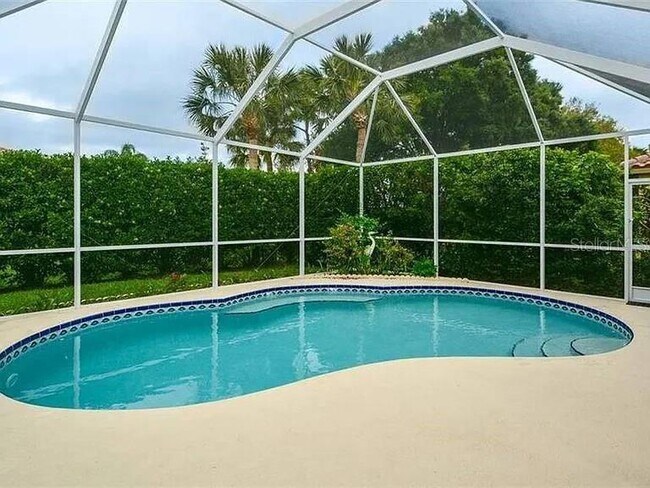 Foto del edificio - 5282 Far Oak Cir