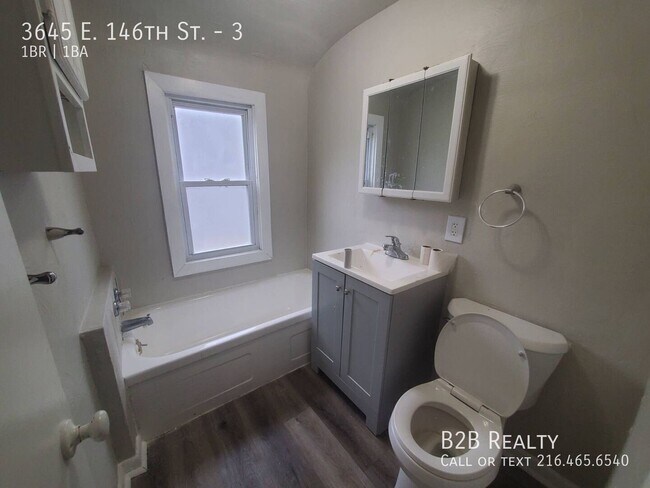 Foto del edificio - 3645 E 146th St