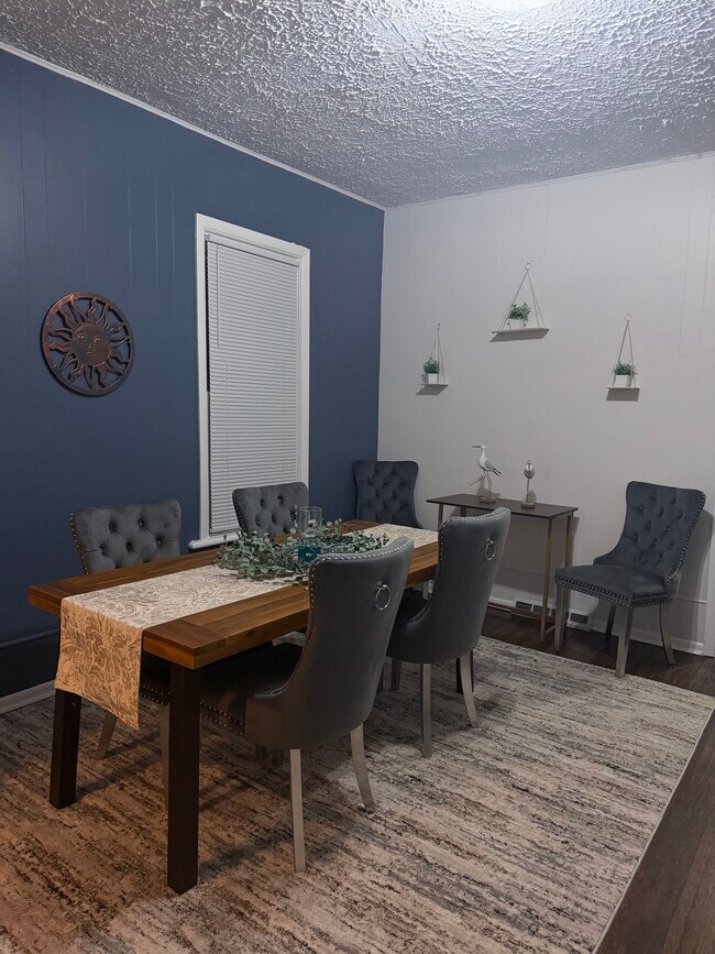 Building Photo - 422 Seward St