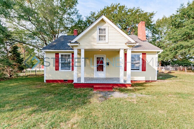 Foto del edificio - HALF OFF FIRST FULL MONTH!