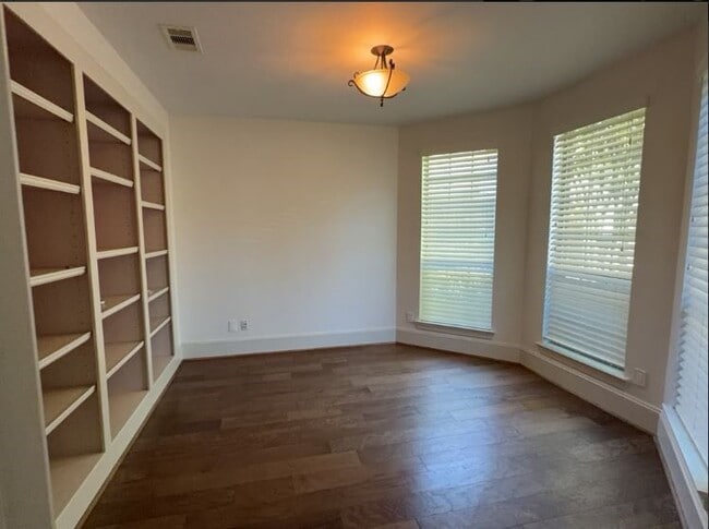 Building Photo - 20411 Prospect Canyon Ln