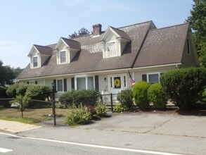 Building Photo - 162 Middlesex Ave