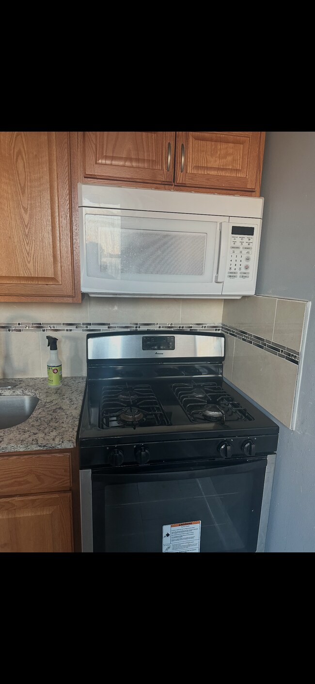 Foto del edificio - 712 Church Ln