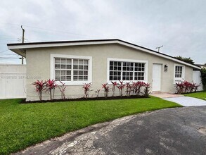 Building Photo - 7320 Ramona St