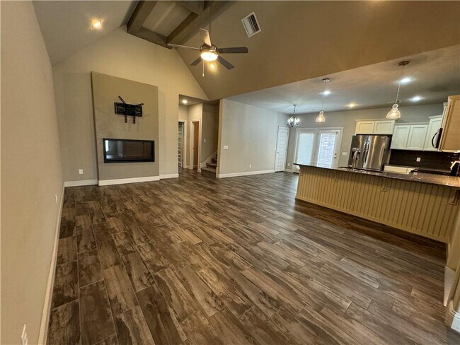 Foto del edificio - 1806 SW Riverstone Rd