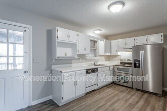 Building Photo - 1113 McBrien Rd