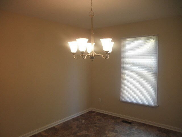 Building Photo - 3 Bedroom 2.5 bath in Nottingham MD