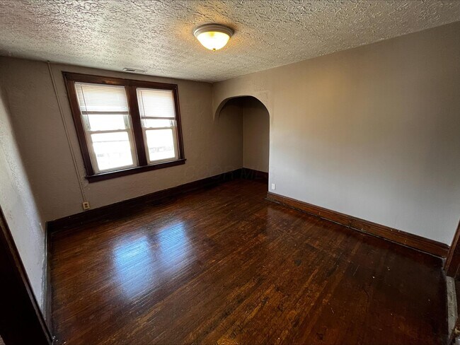 Foto del edificio - 738 N Dawson Ave