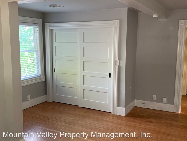 Foto del edificio - 2 br, 2 bath House - 146 East Placer Street